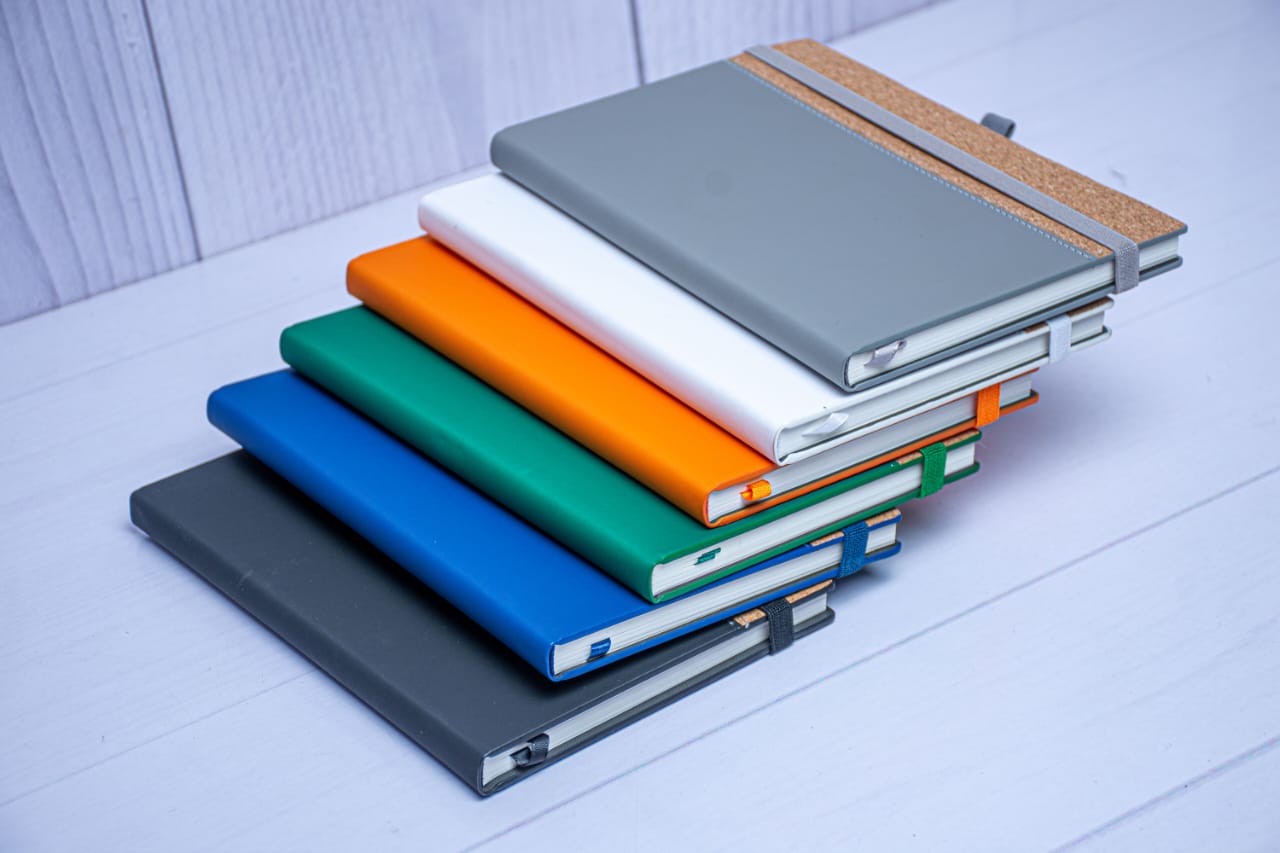 Vertical Panel Notebook