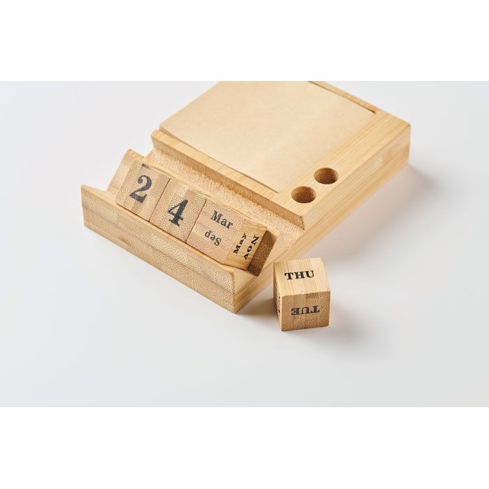 Bootop Bamboo desktop calendar