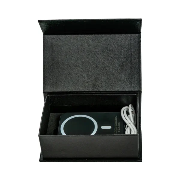 MagSafe Wireless Powerbank, Light-Up Logo, 15W Fast Charging, 8K mAh